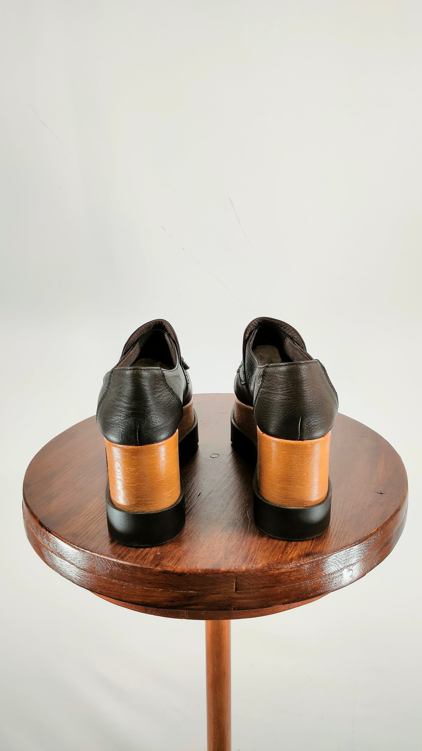 Mocasines de piel con plataforma y suela dentada