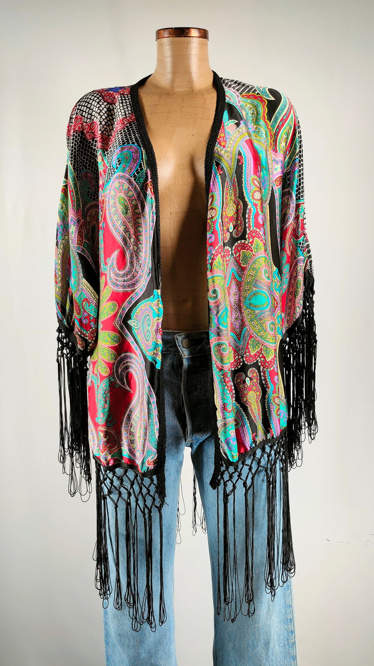 Chaqueta con flecos Valeria Derbais