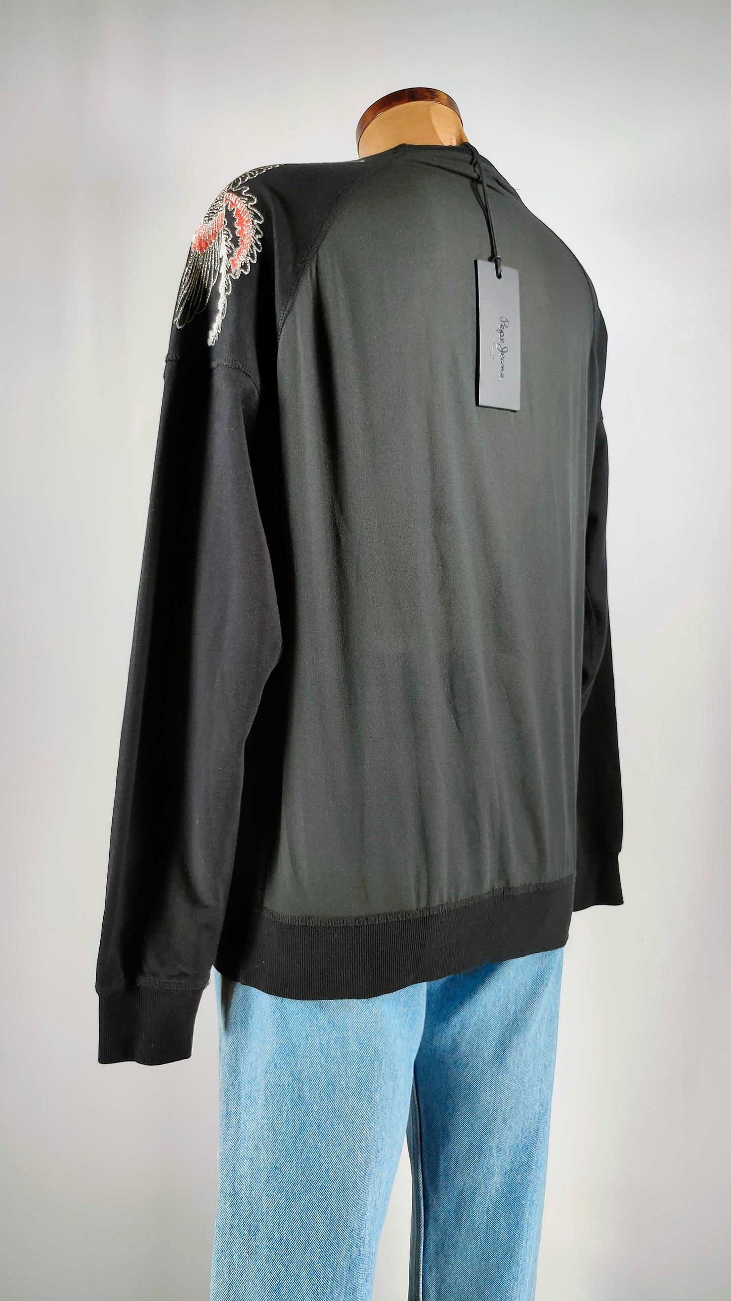 Sudadera Pepe Jeans con bordado en hombro