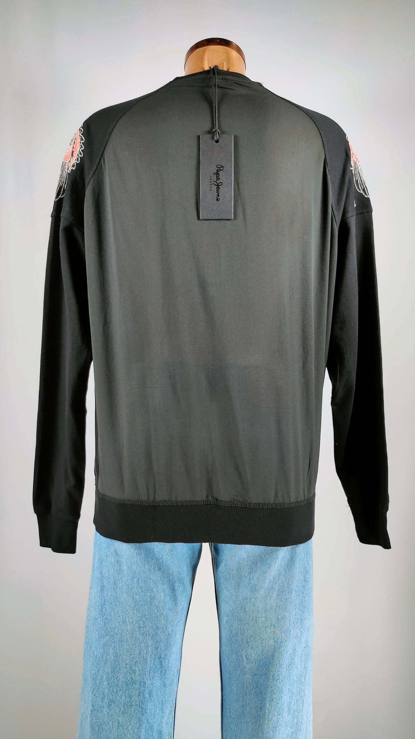 Sudadera Pepe Jeans con bordado en hombro