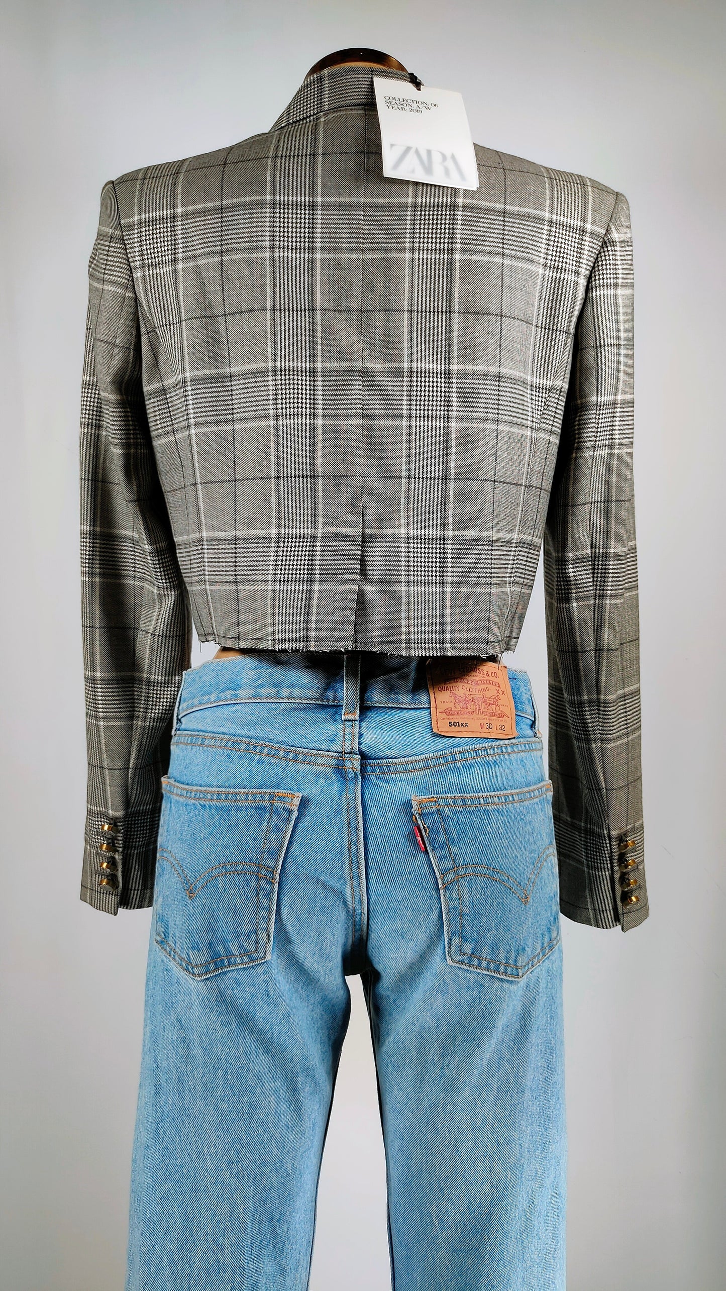 Americana crop con efecto deshilachado