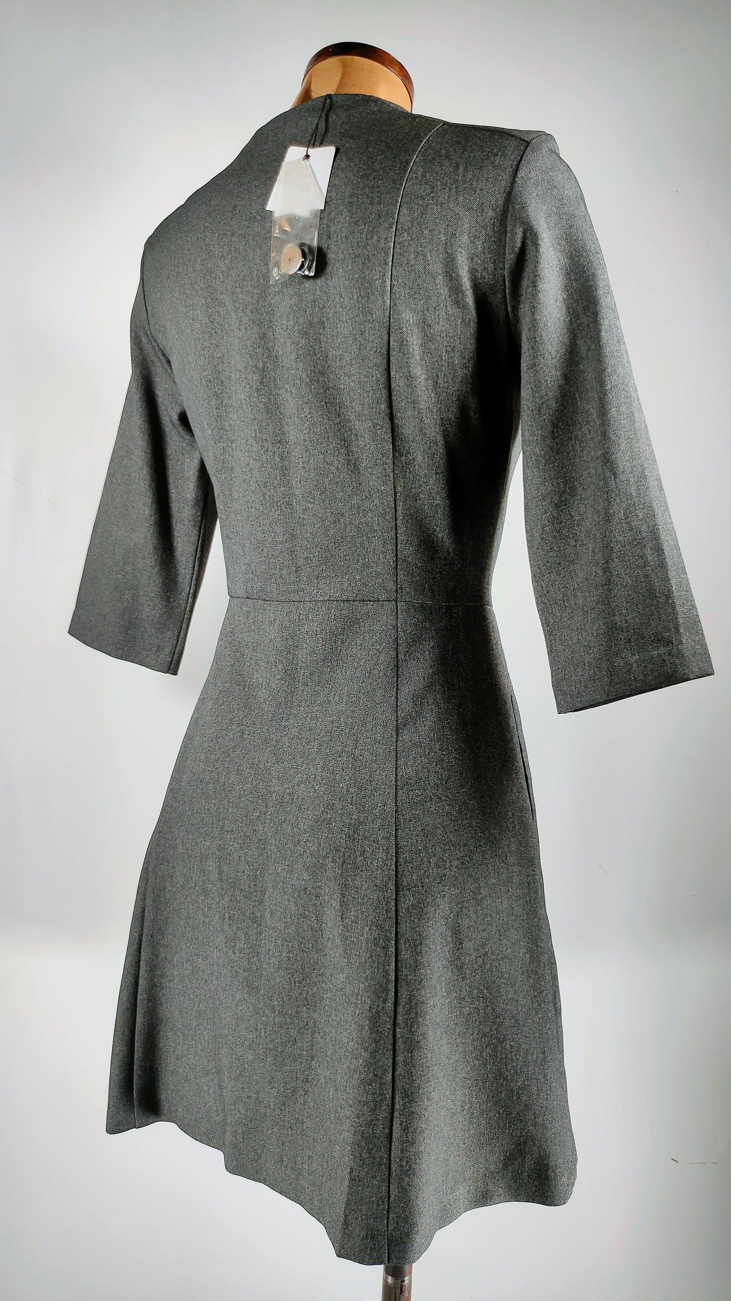 Vestido Gris con doble botonadura MNG