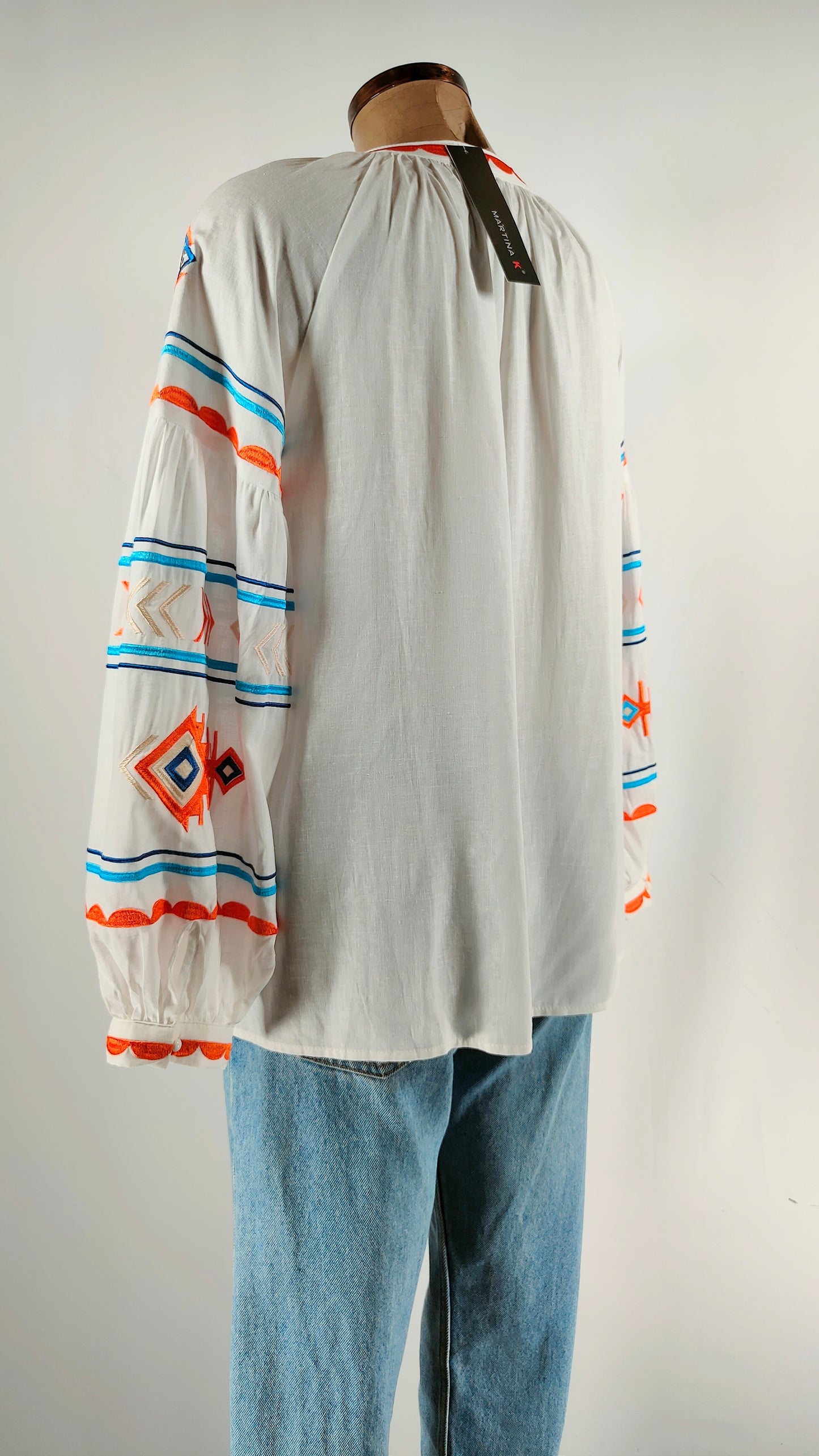 Blusa con bordado multicolor Martina K