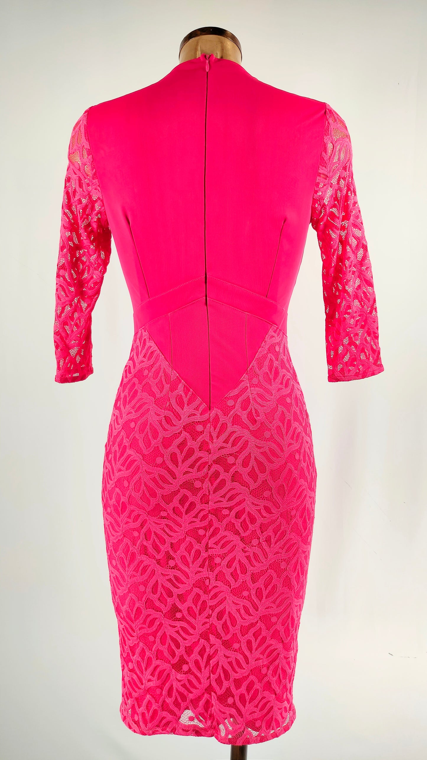 Vestido fucsia Guess