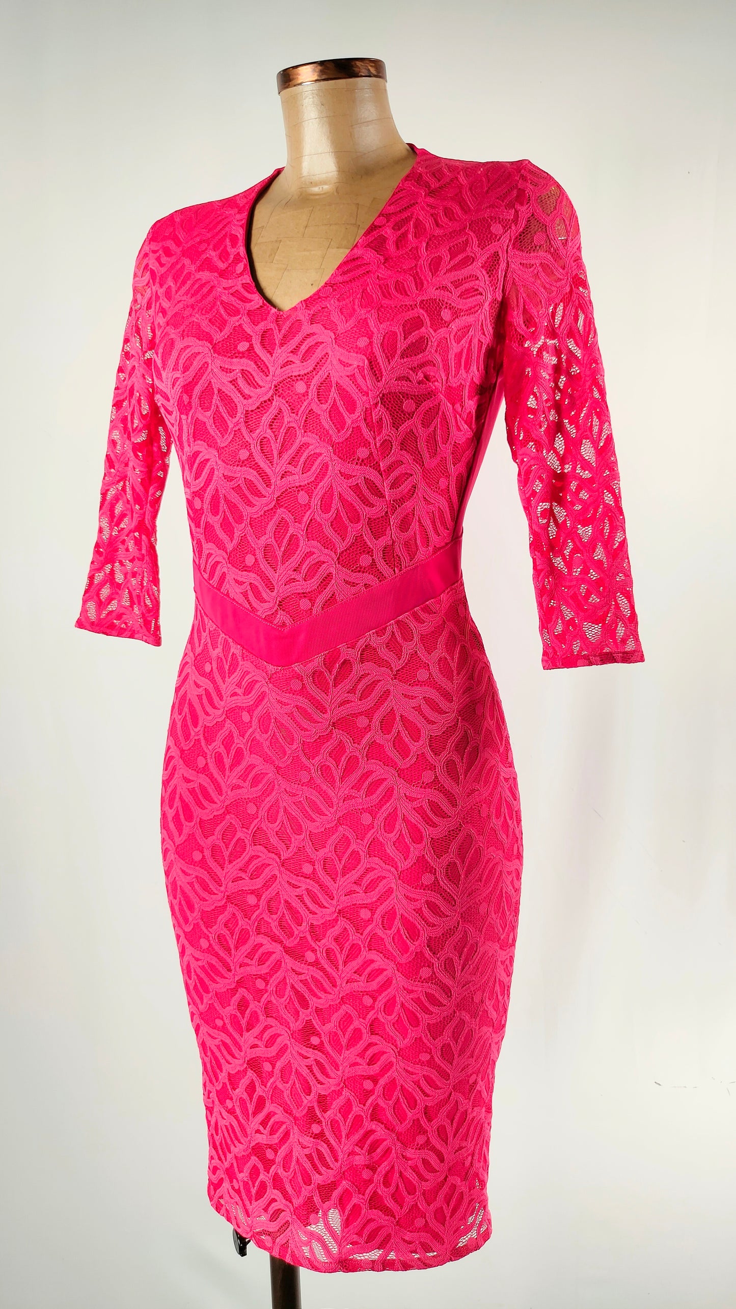 Vestido fucsia Guess