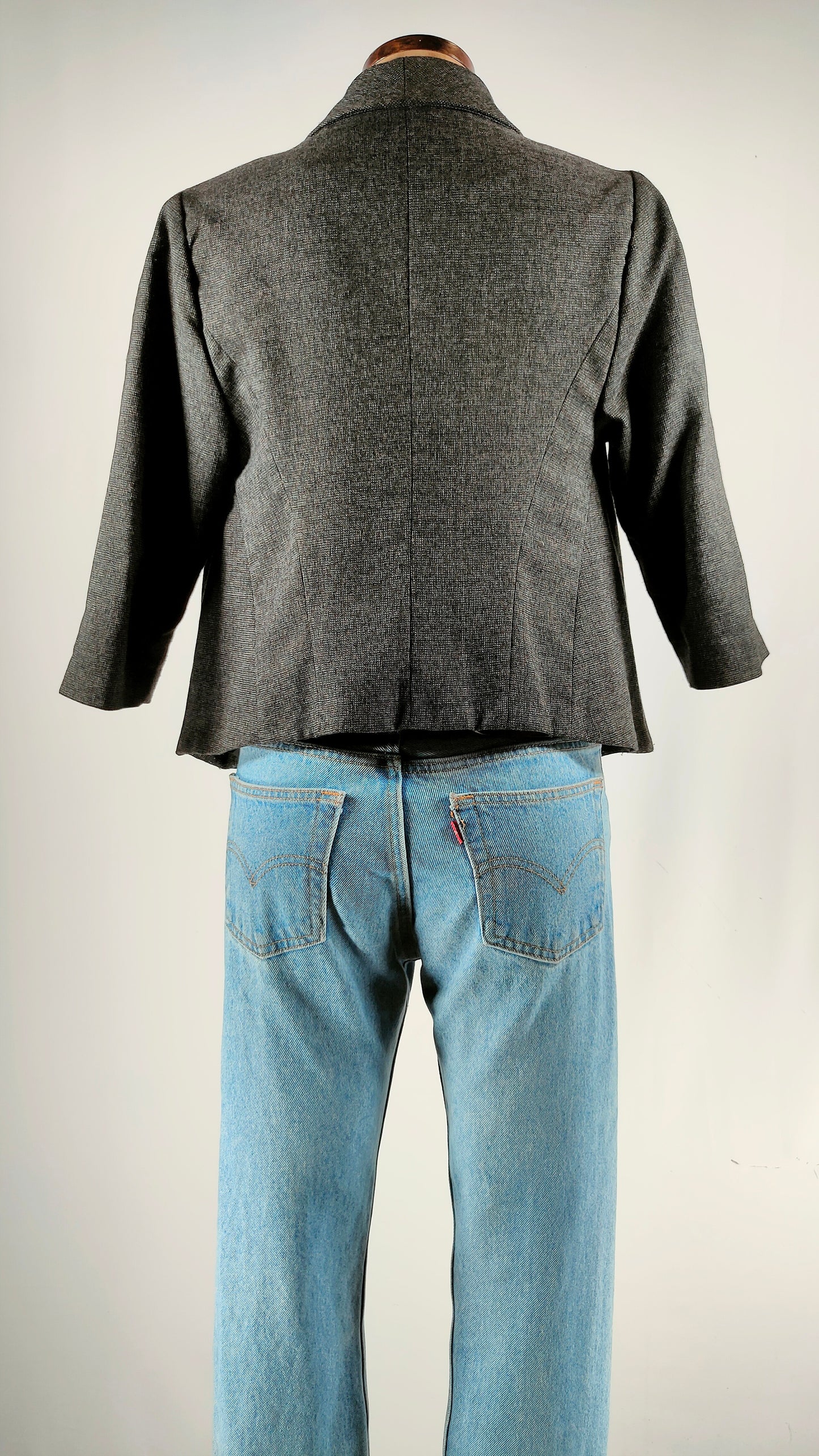 Chaqueta gris abierta