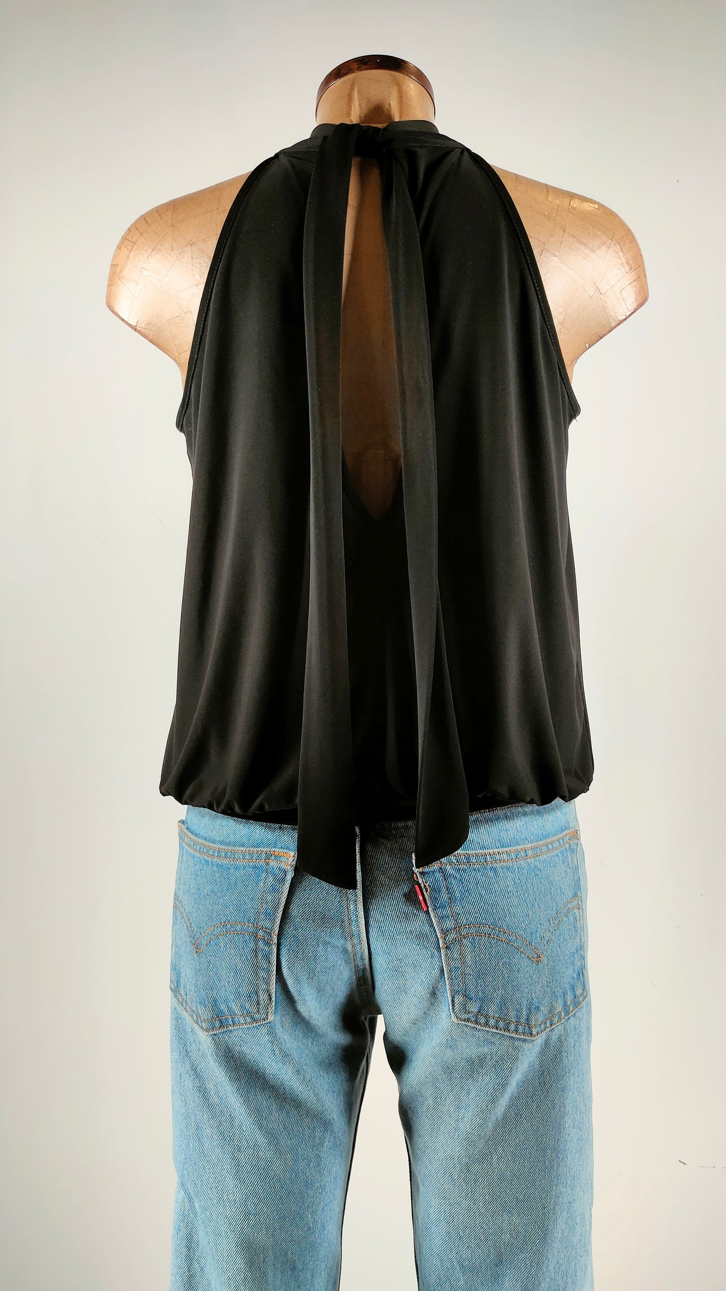 Top negro halter Naf Naf