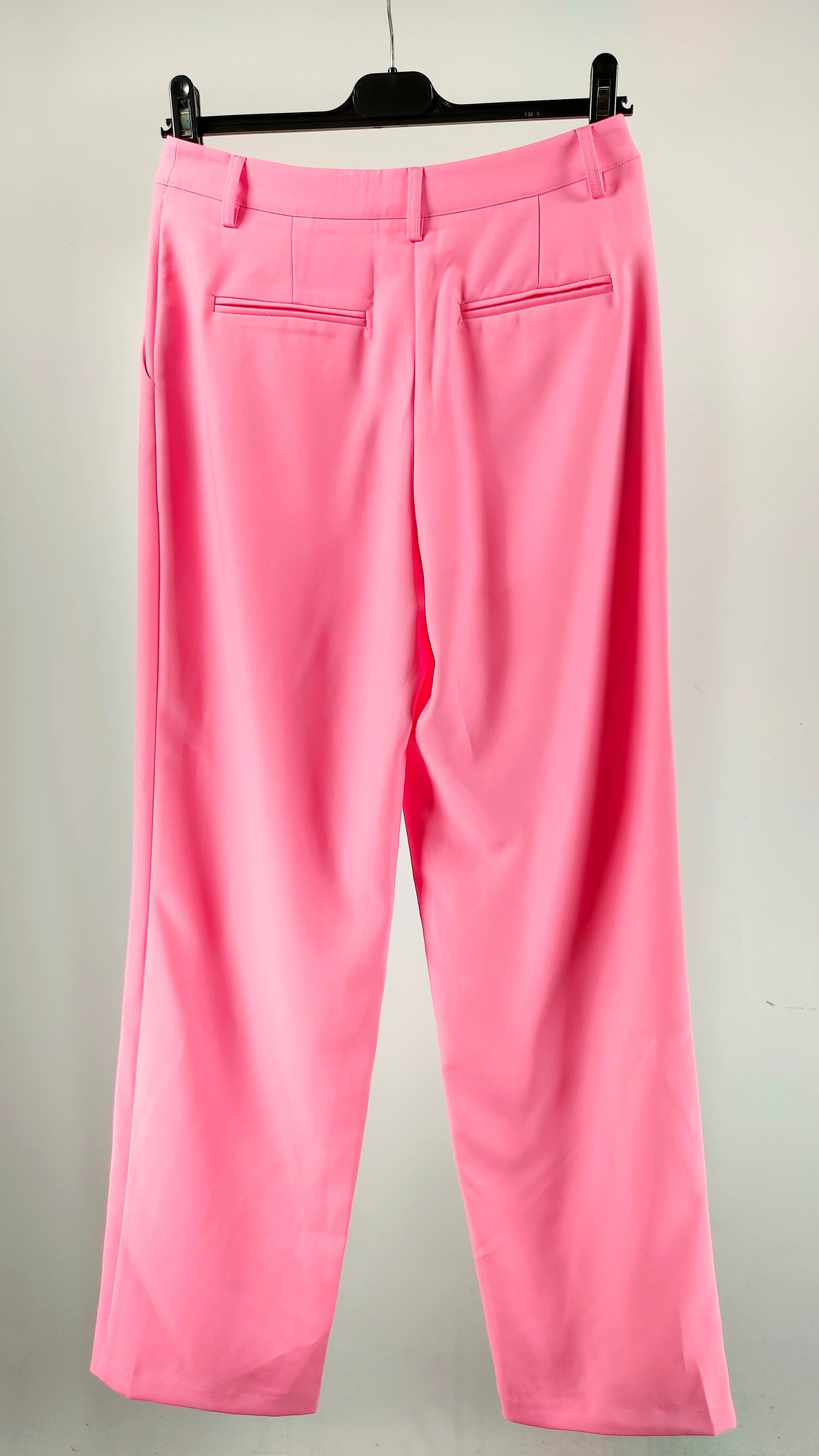 Pantalones rosa NA-KD