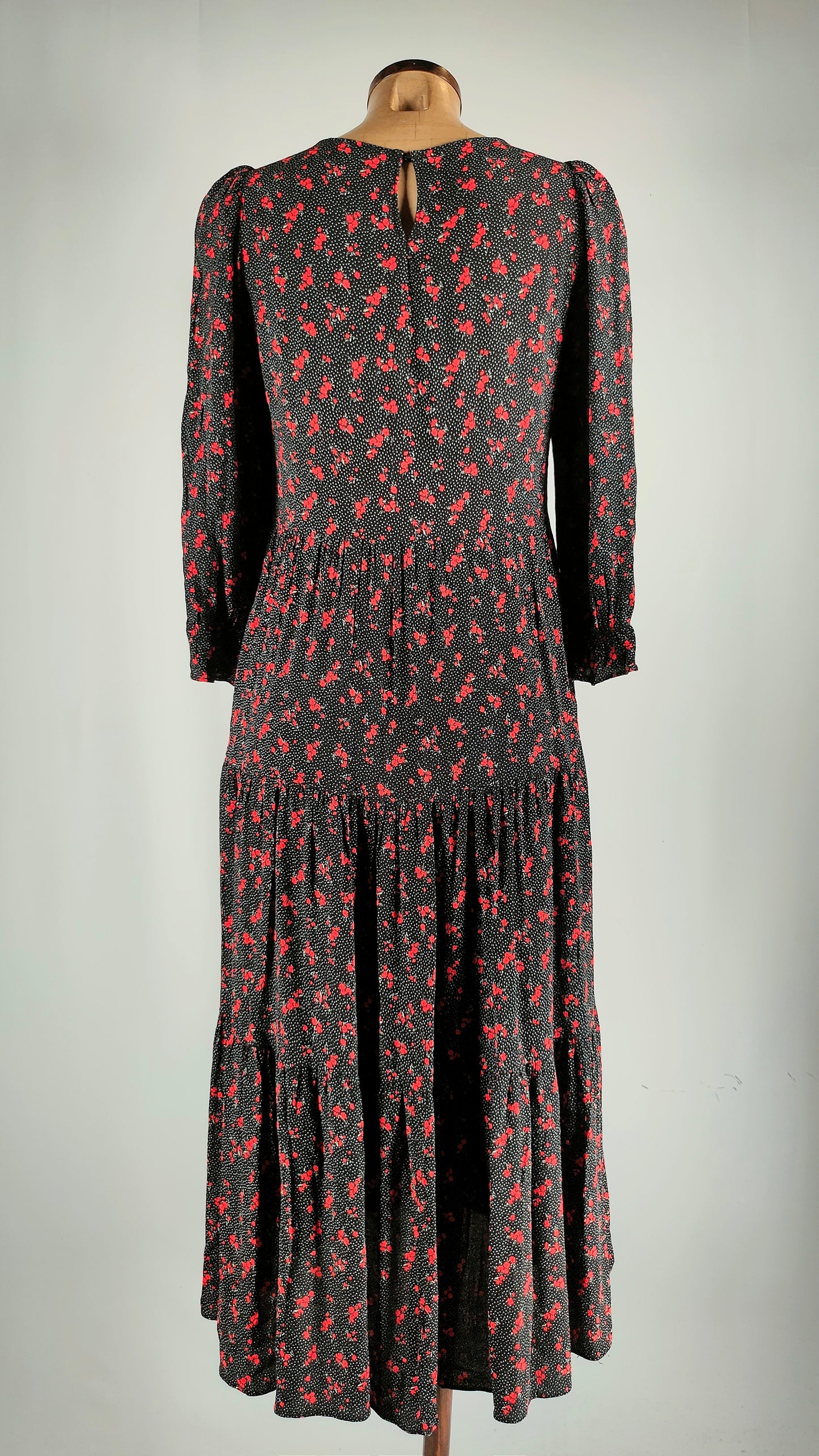 Vestido largo negro estampado