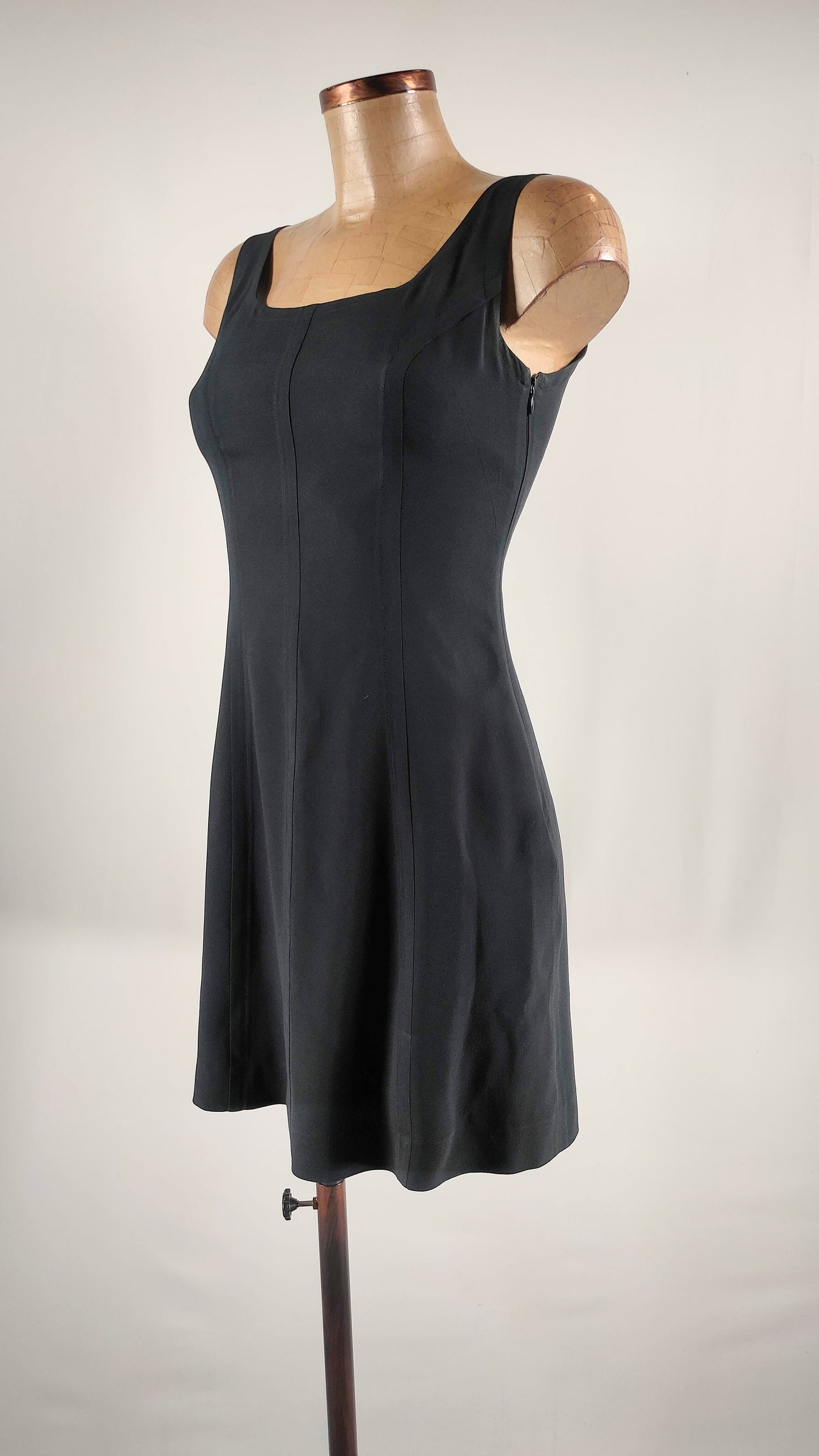 Vestido ejecutivo azul marino