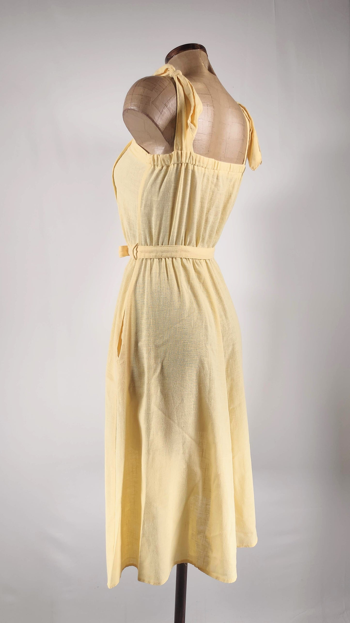 Vestido vintage vainilla con bolsillos