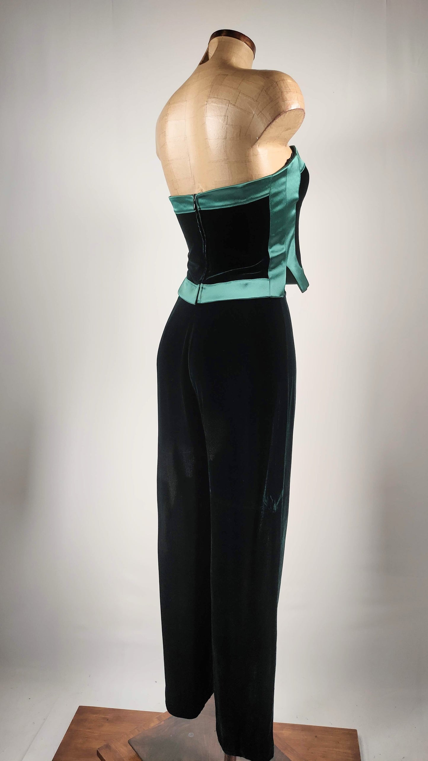 Conjunto de terciopelo Emporio Armani