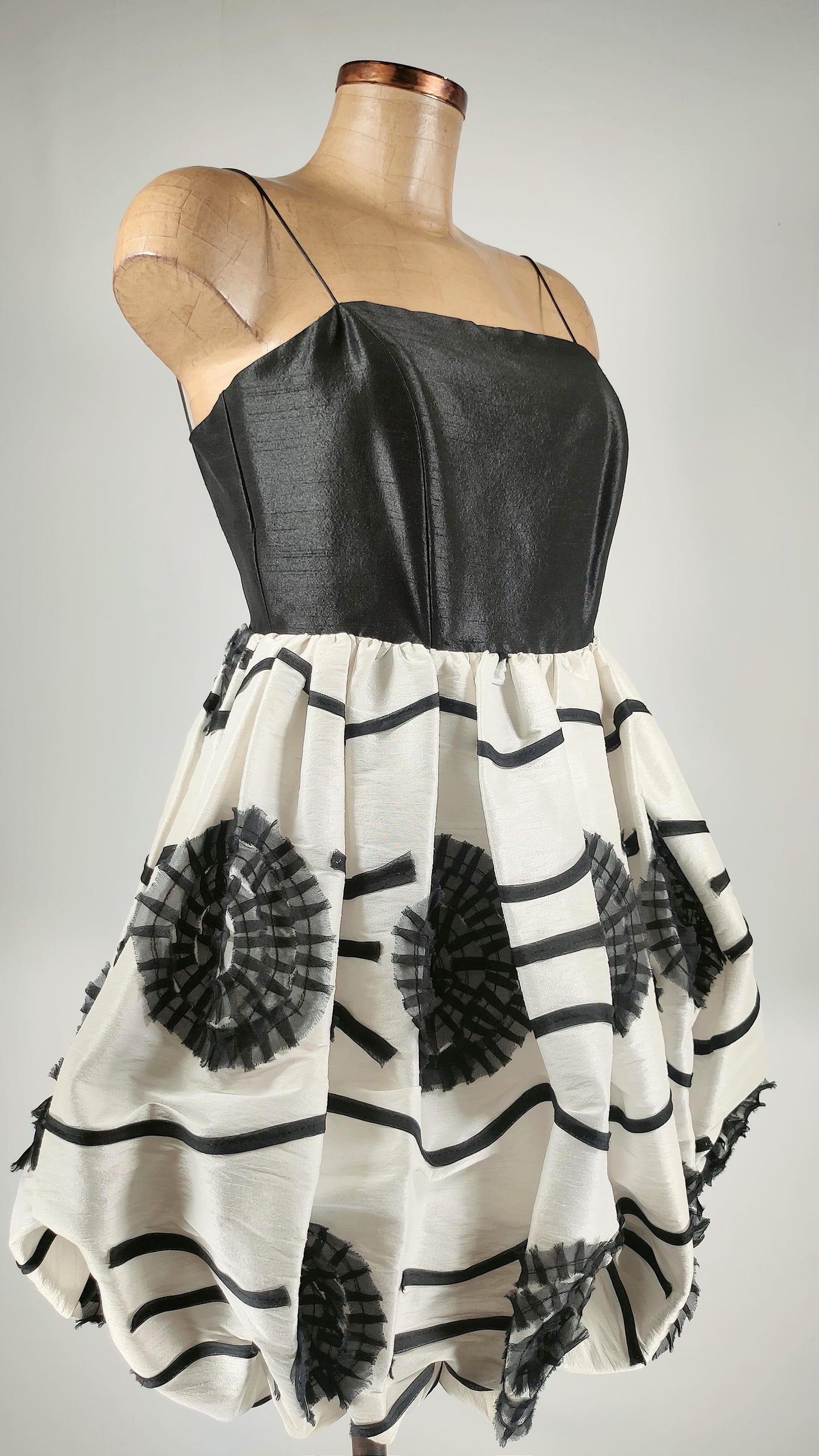Vestido pouffe