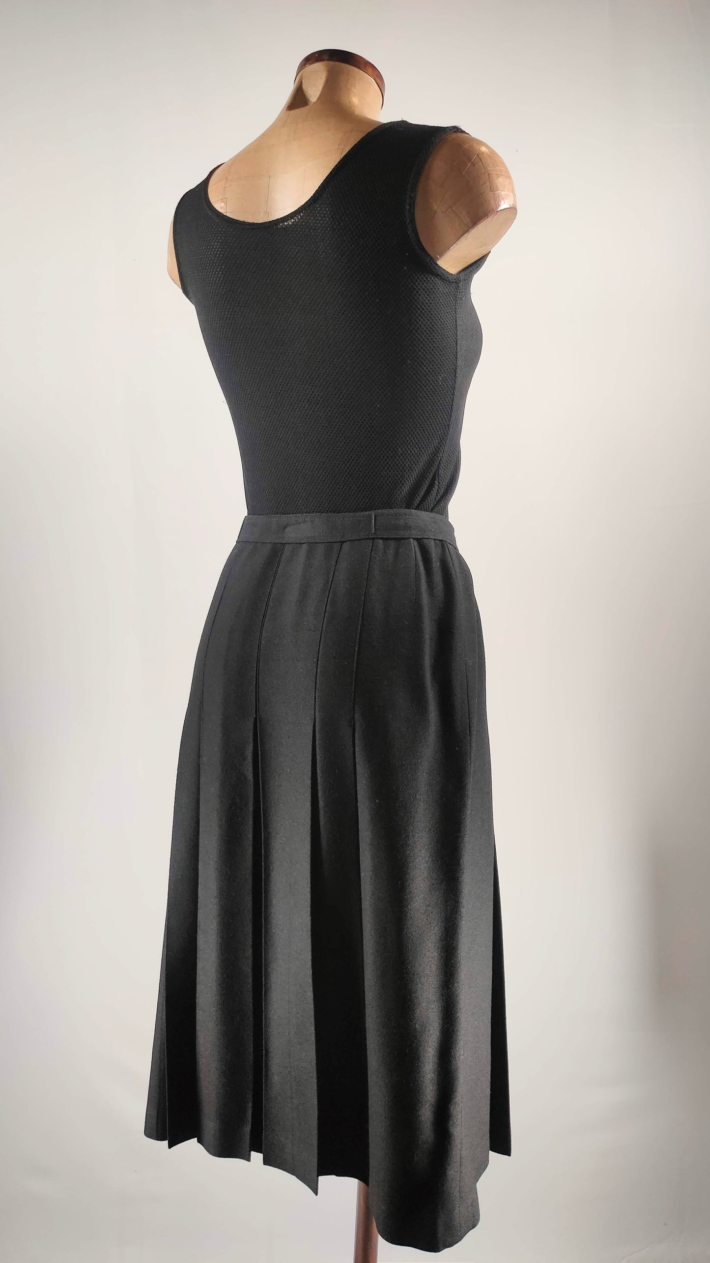 Falda midi de lana Fornesa