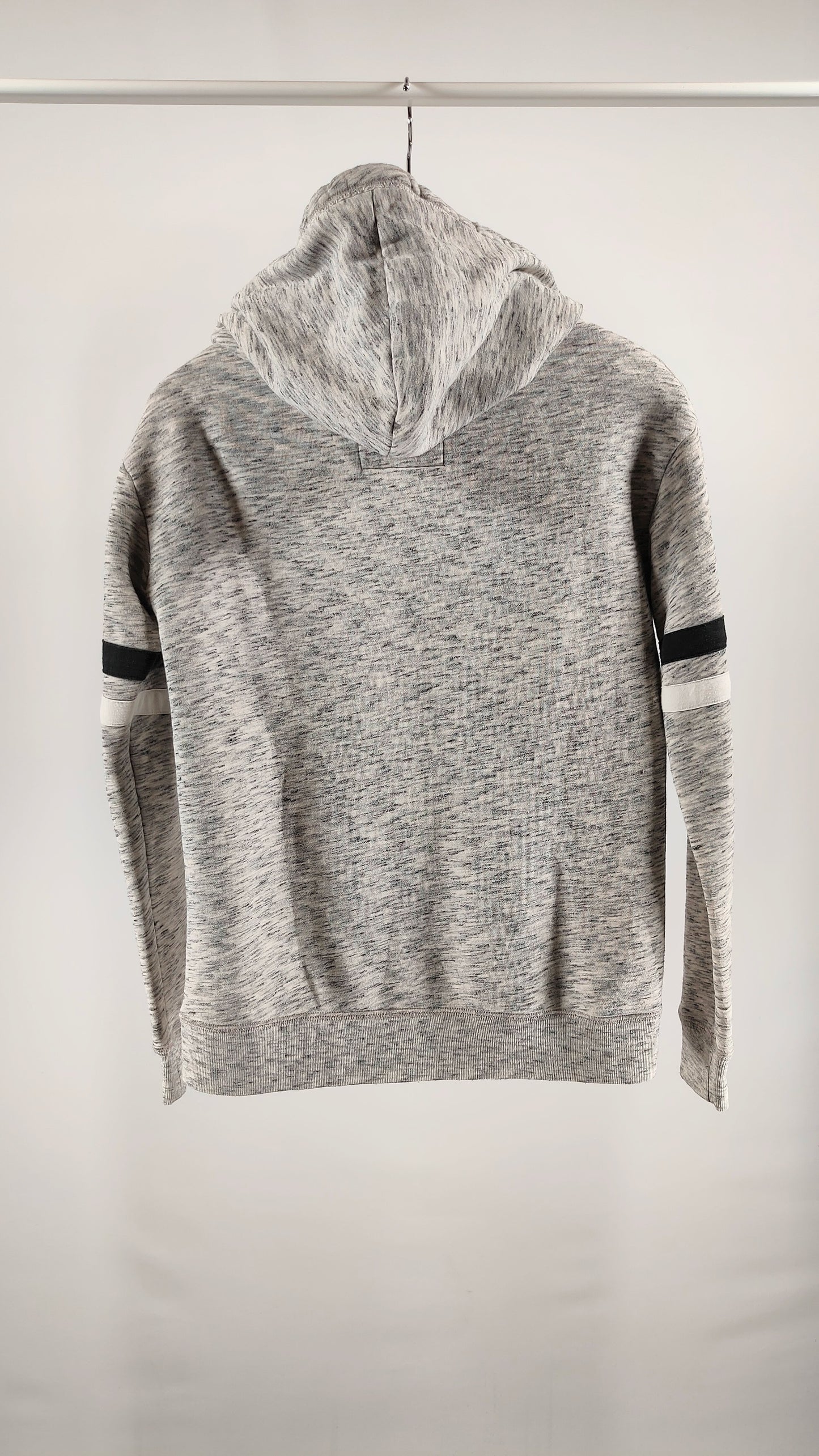 Sudadera Hollister gris con logo