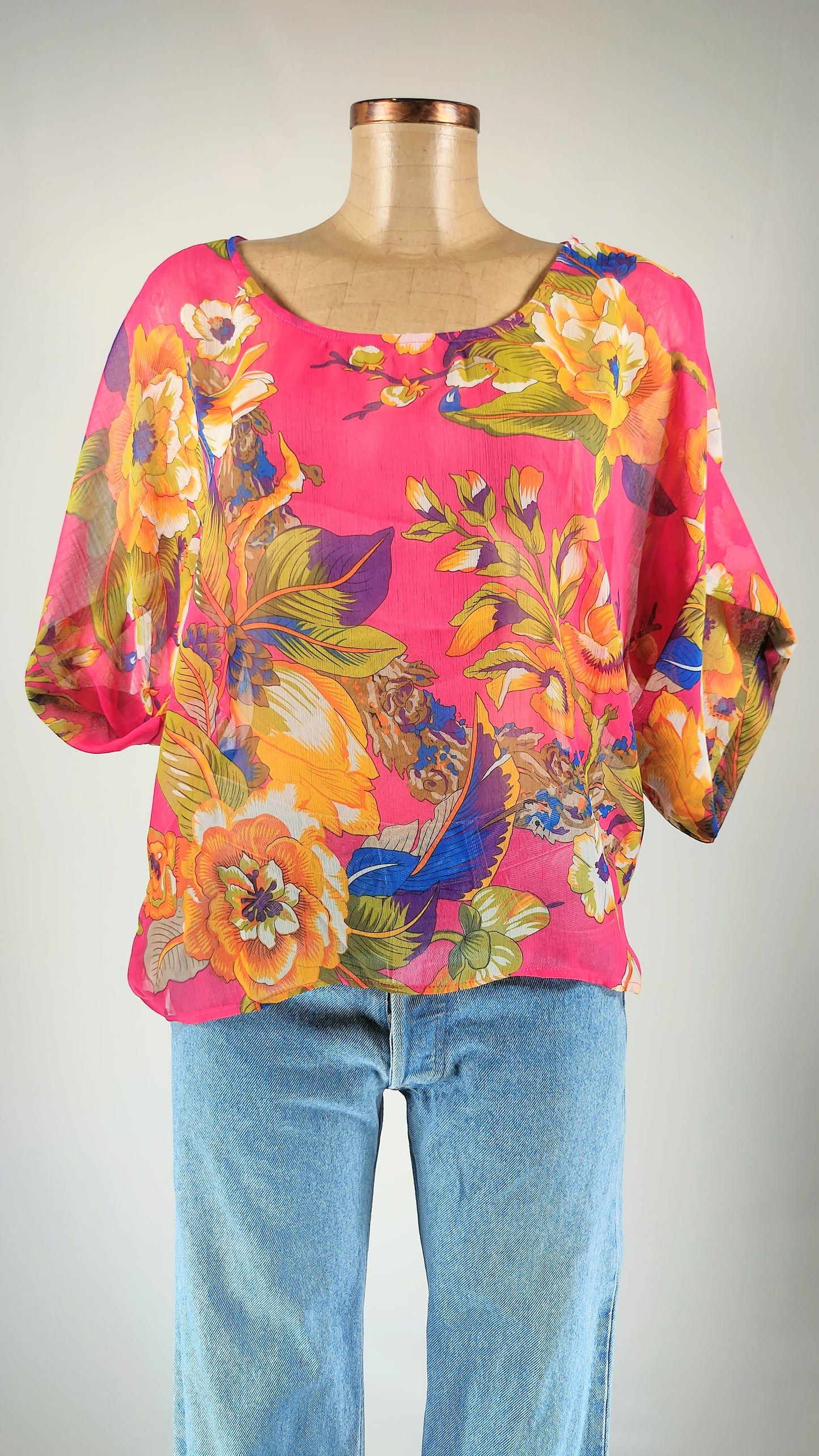 Blusa semitransparente