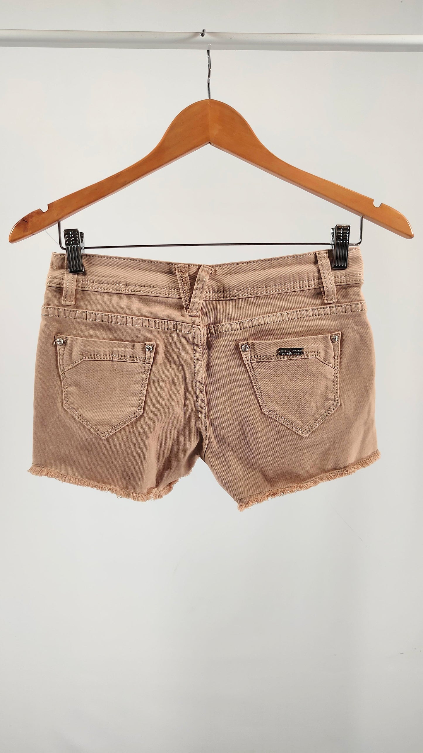 Short camel