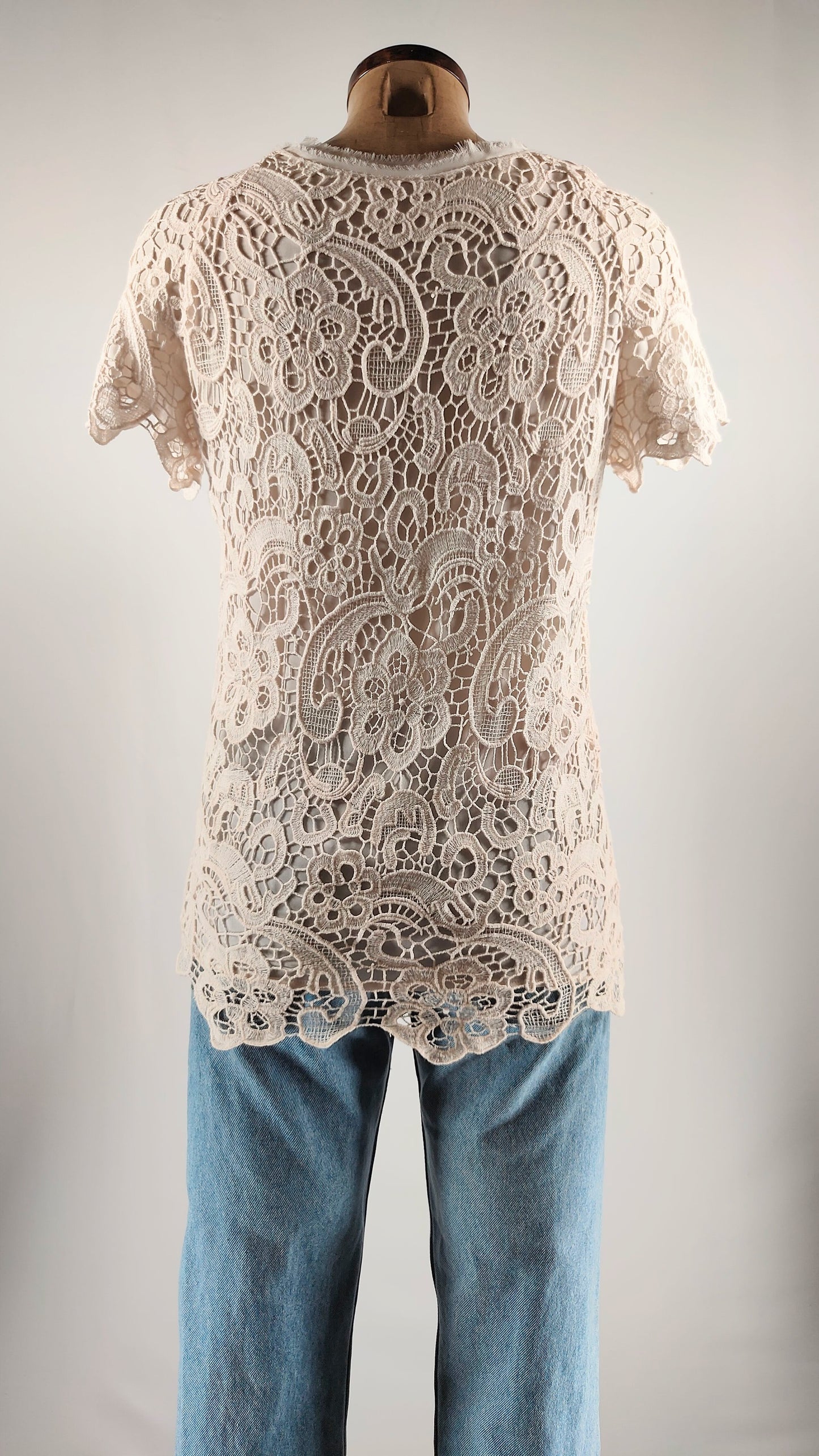 Camiseta calada beige