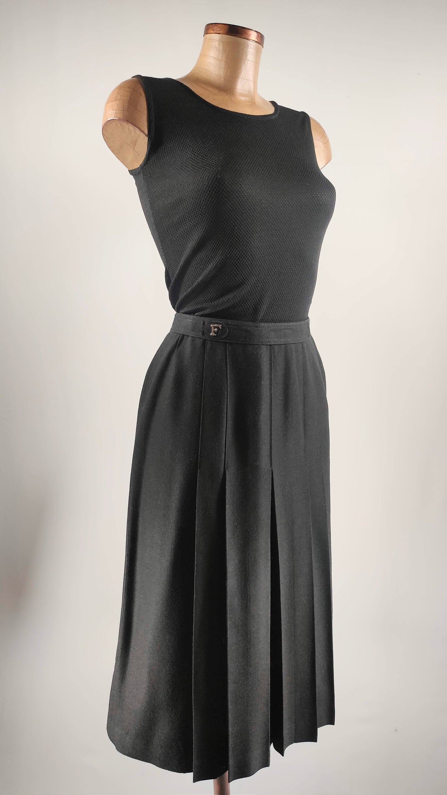 Falda midi de lana Fornesa