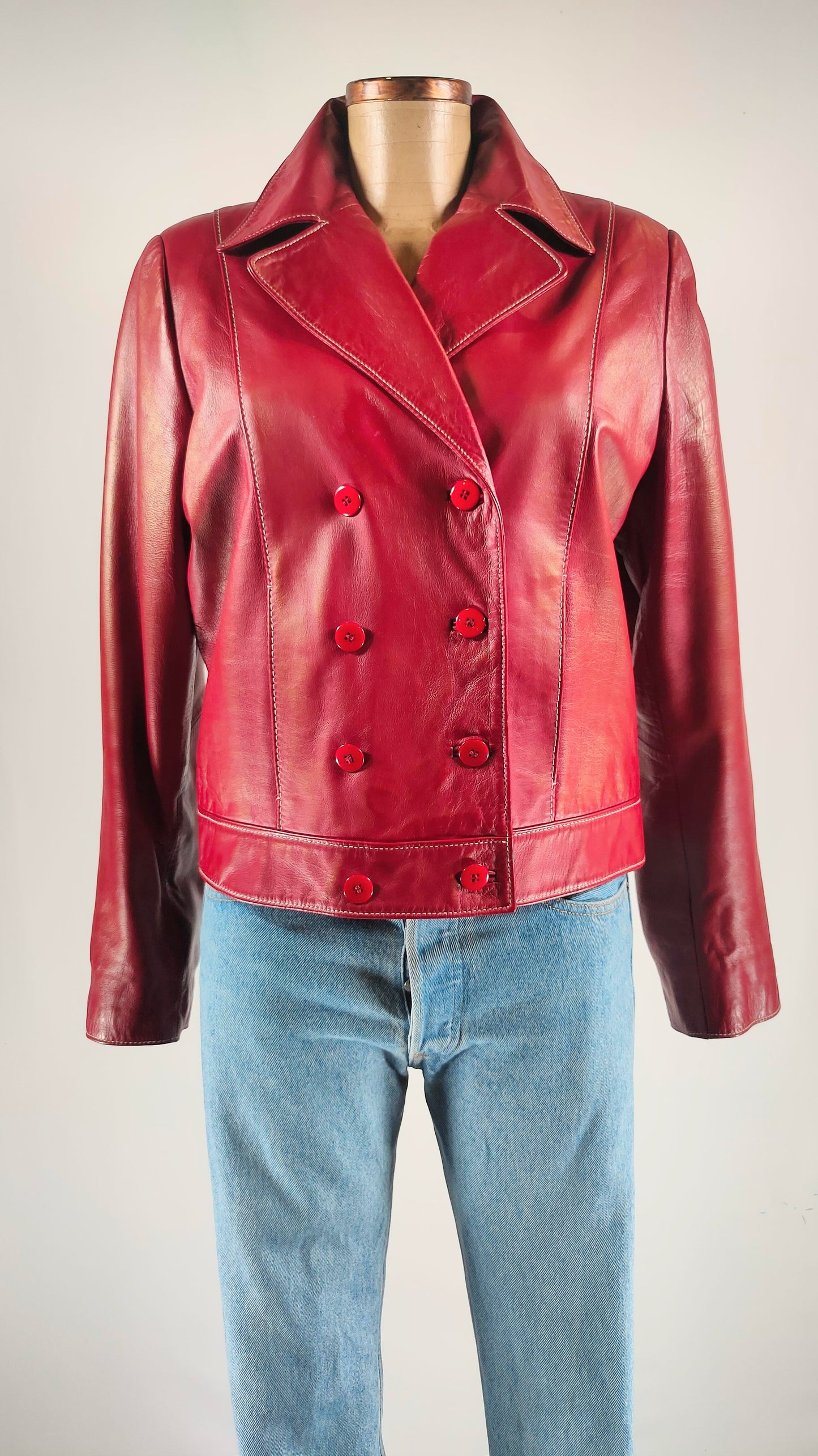 Chaqueta de piel roja vintage Vintiu