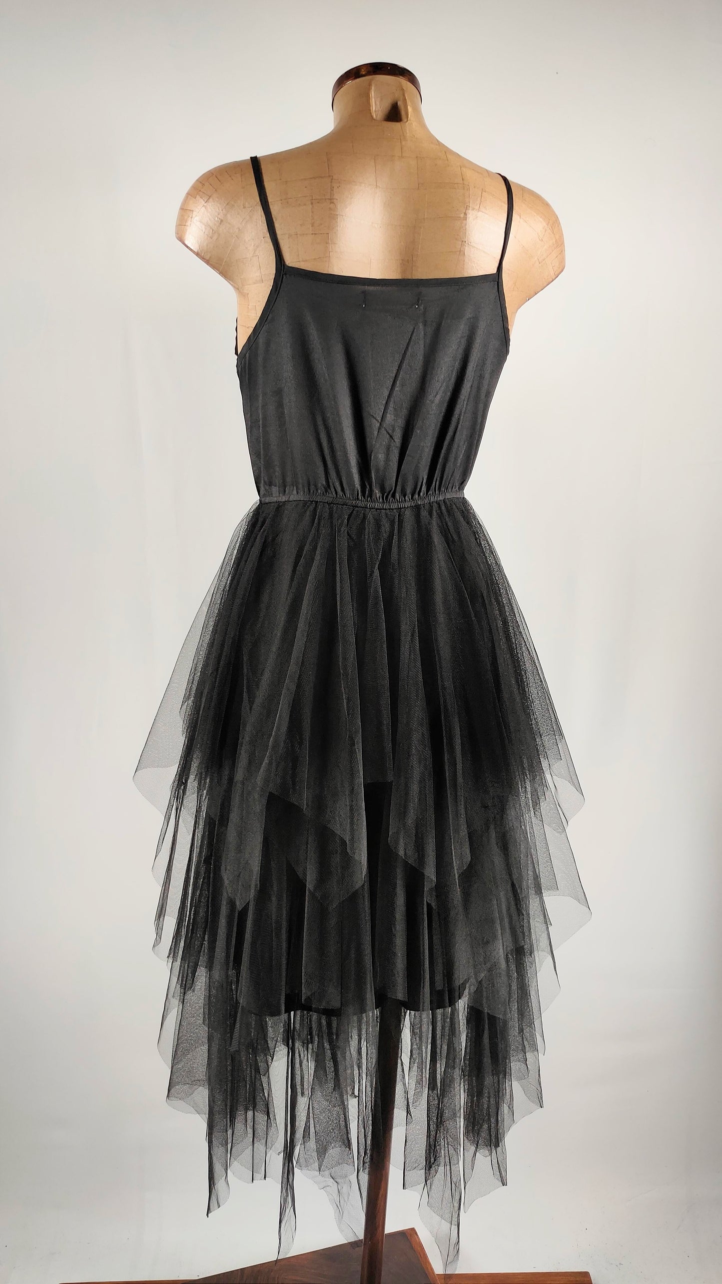 Vestido con falda de tul