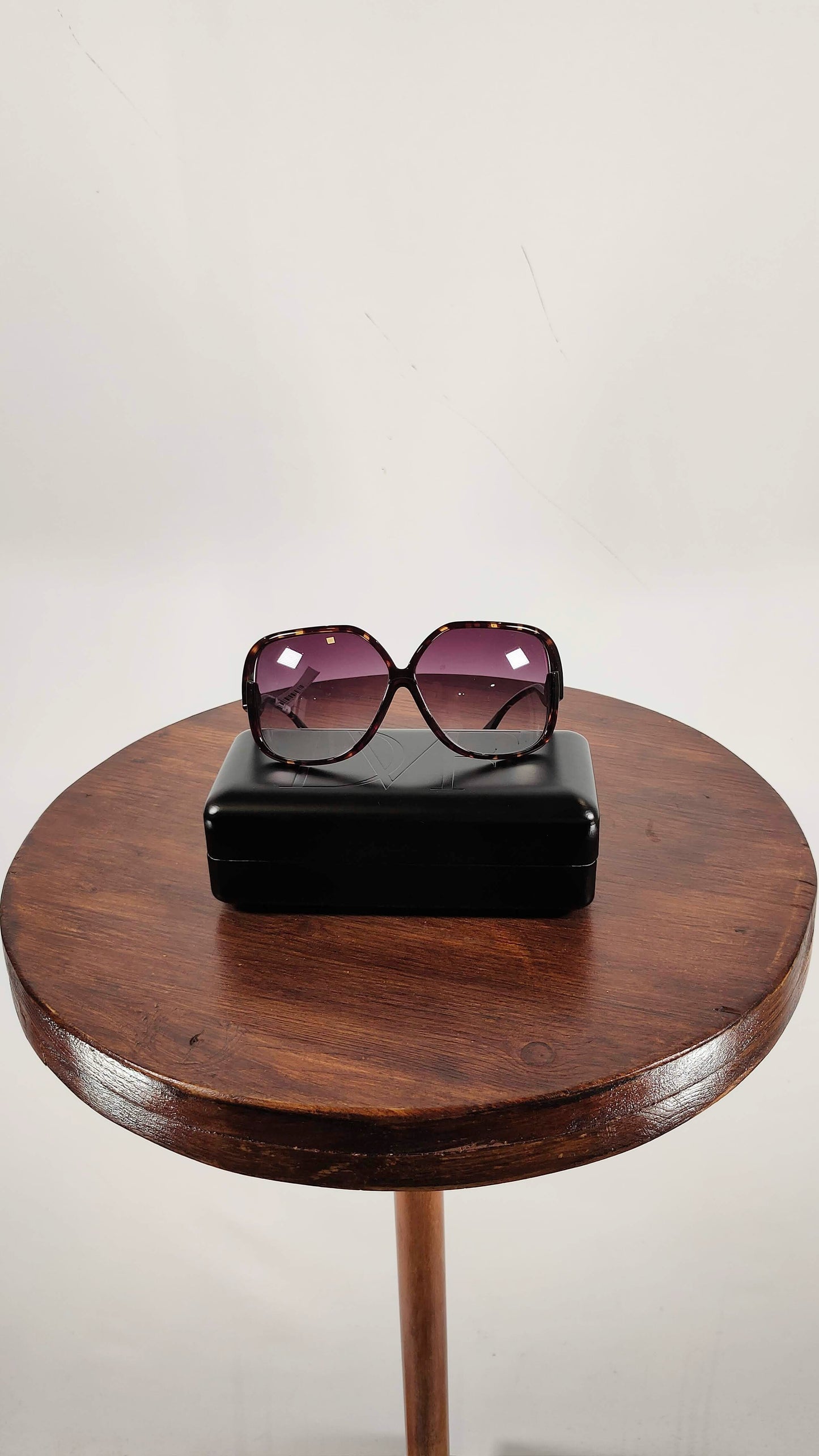 Gafas de sol DvF marrones animal print