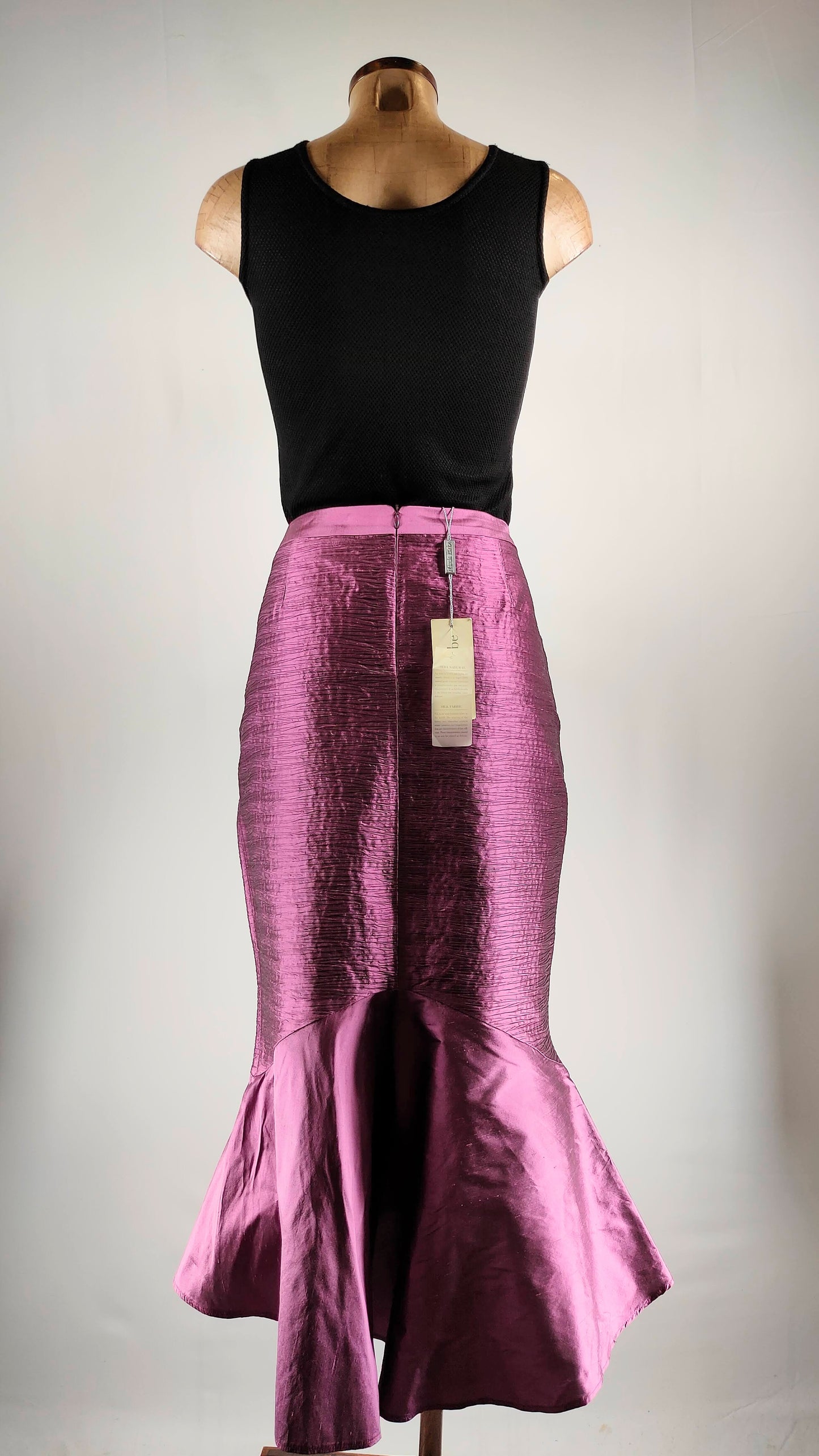 Falda de seda morada