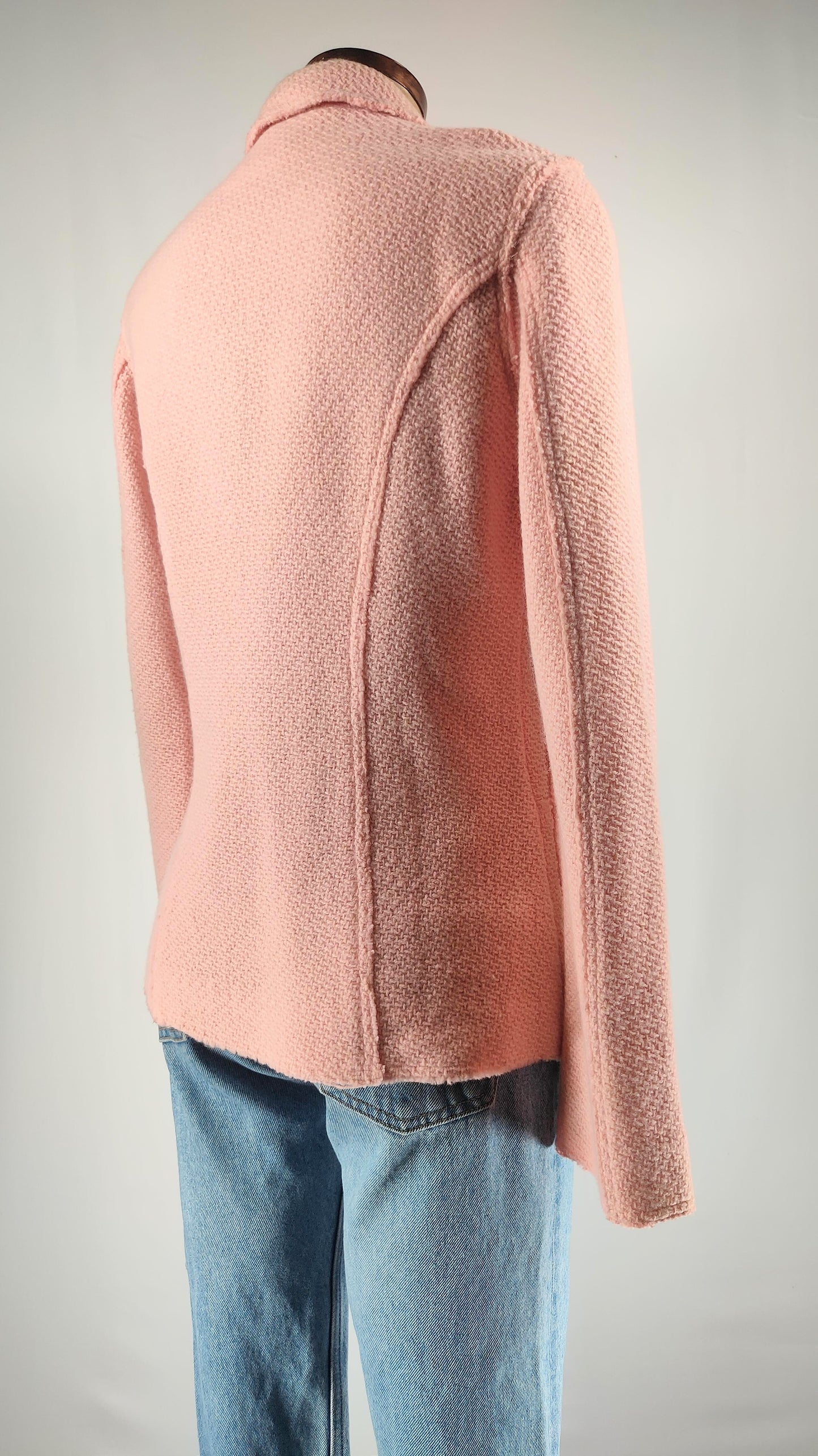 Chaqueta rosa con cierre a presión