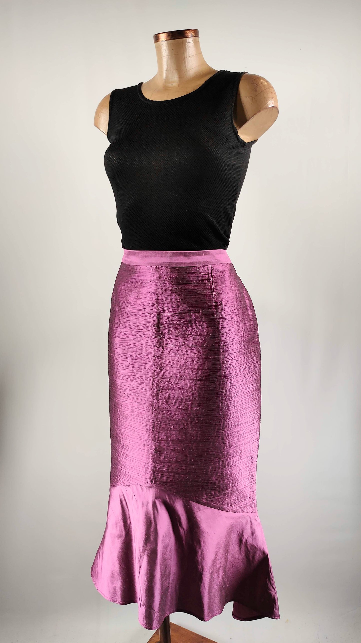 Falda de seda morada