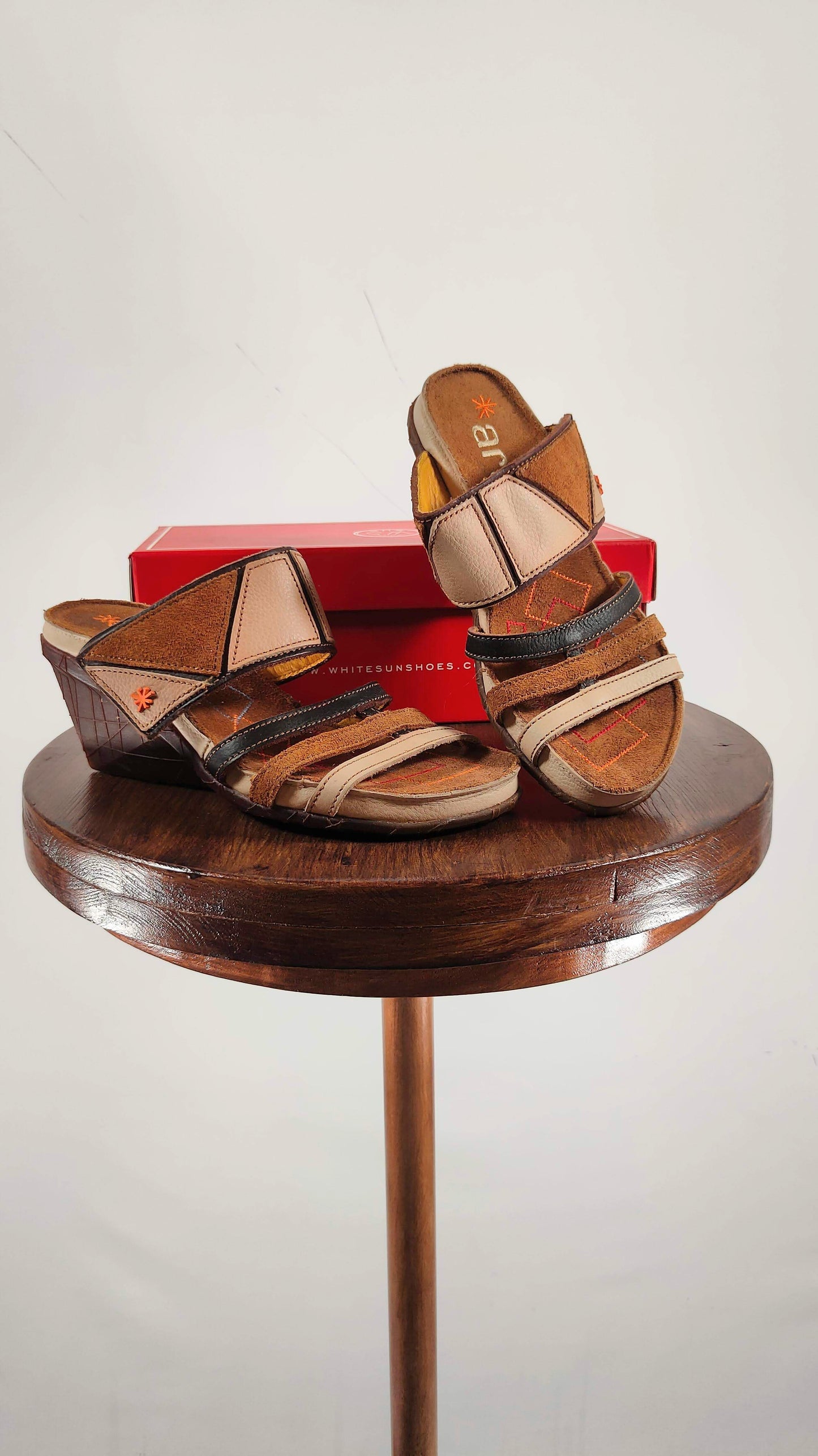 Sandalias de cuña Art