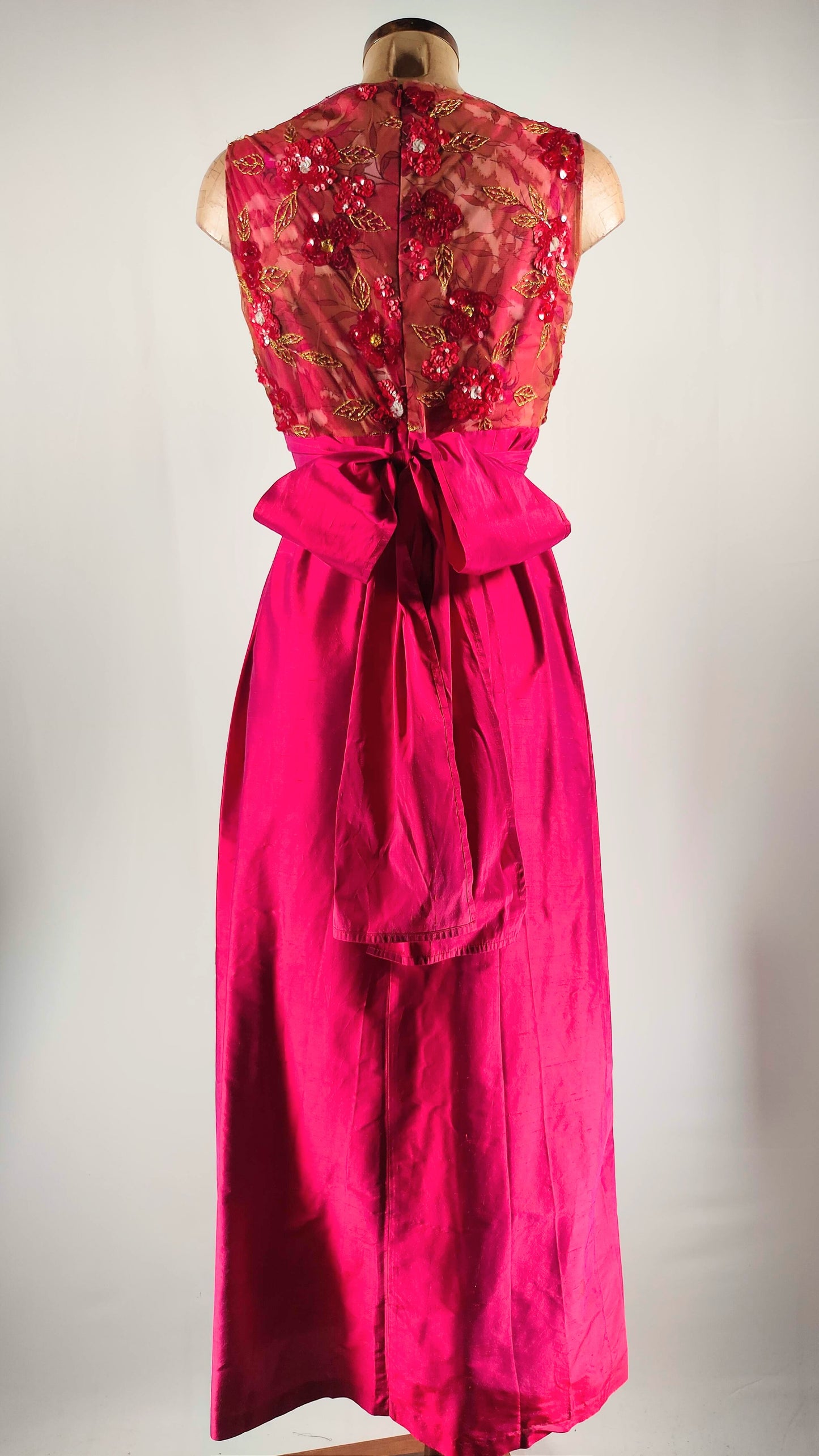 Vestido de seda largo