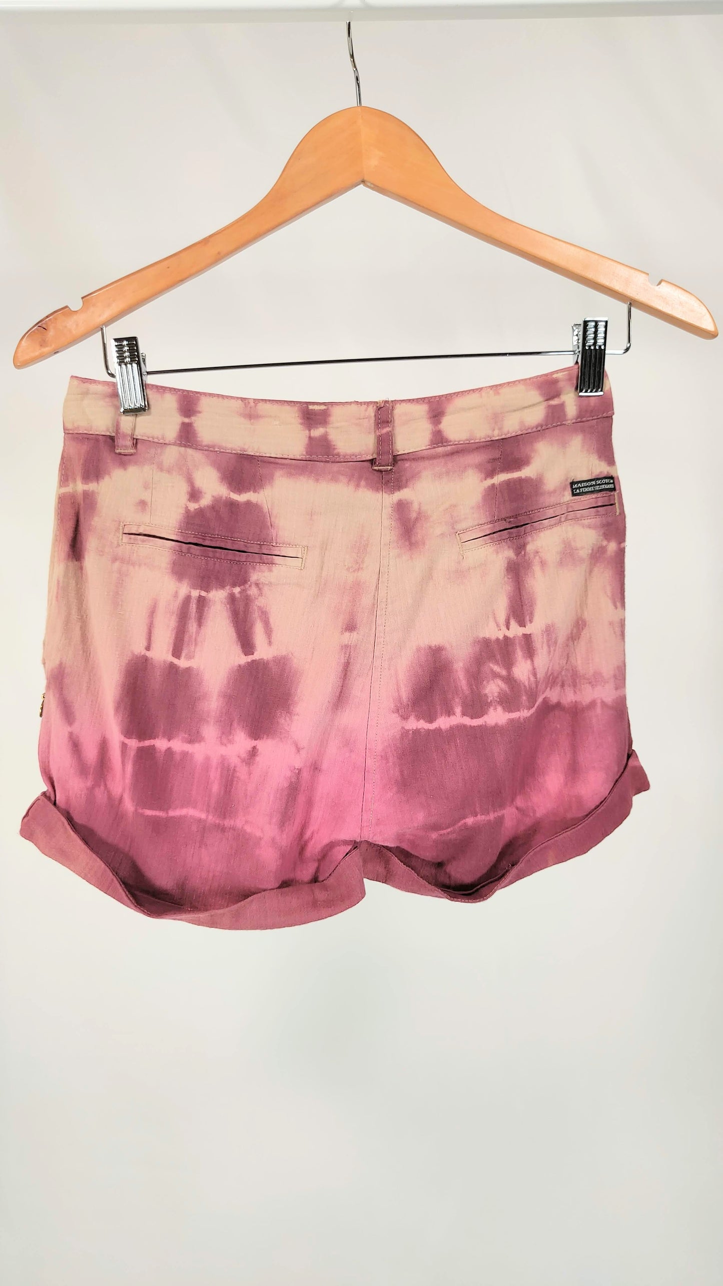 Short con estampado tie-dye