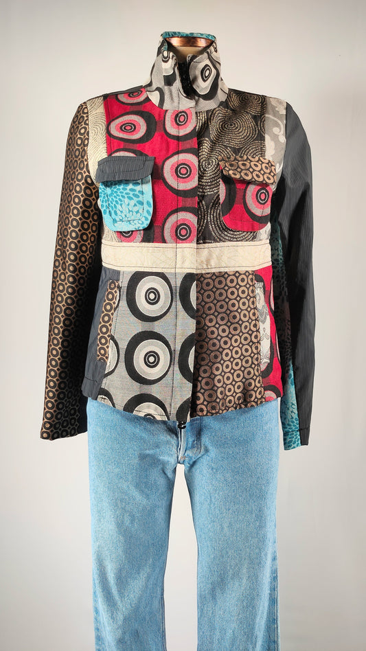 Chaqueta Desigual con bolsillos