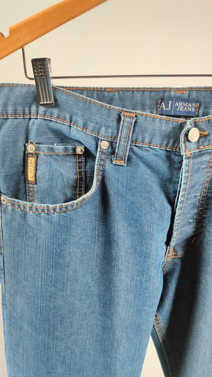 Jeans Armani con aplique en bolsillo trasero