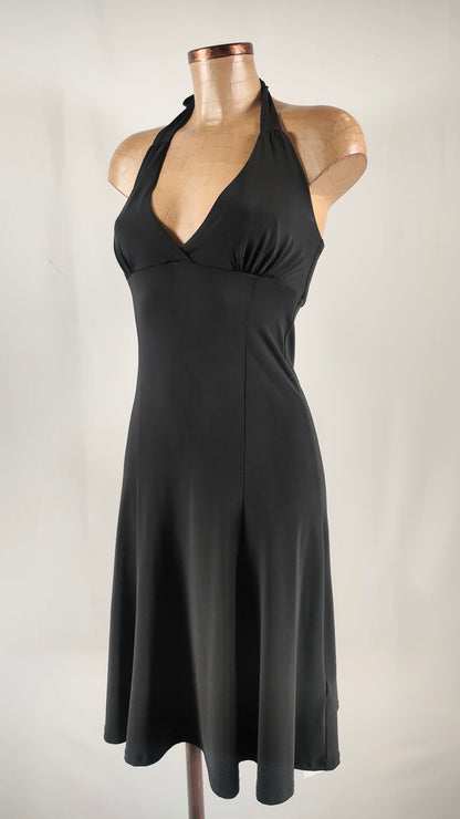 Vestido halter negro Naf Naf