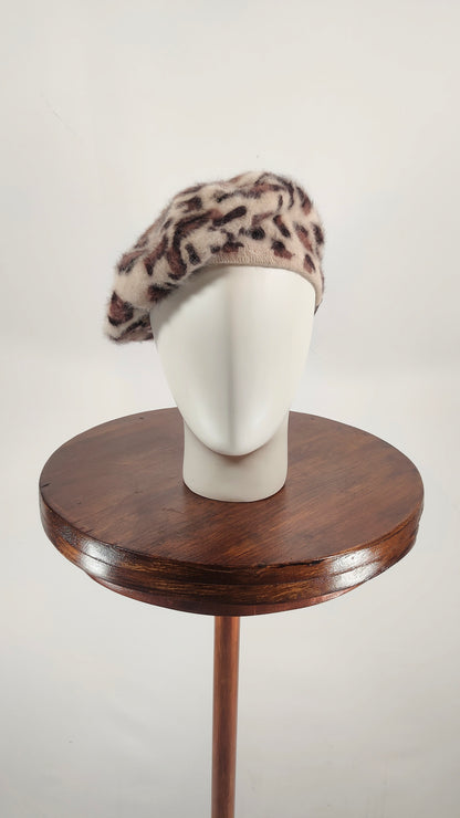 Boina animal print angora