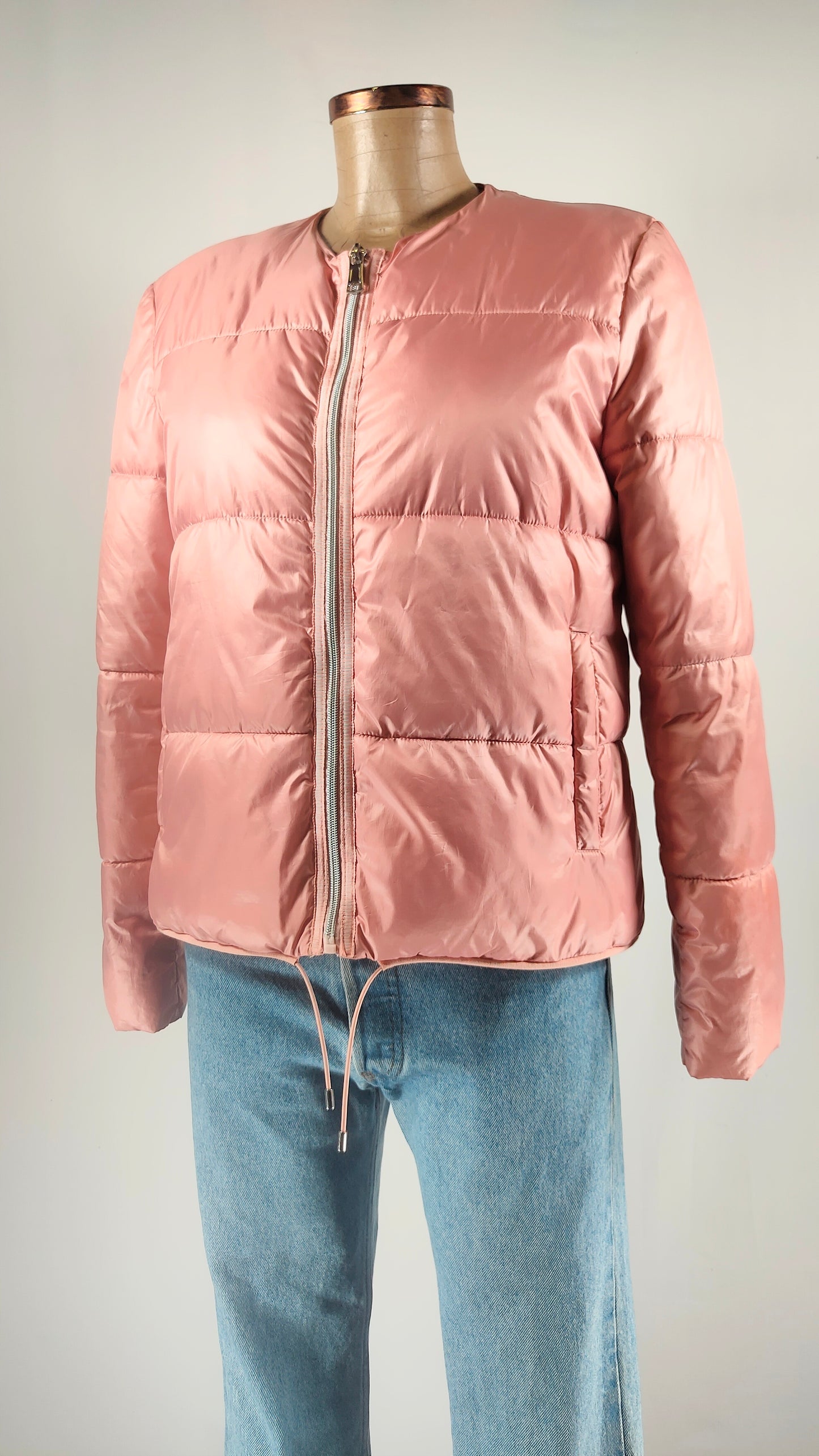 Chaqueta rosa acolchada ajustable