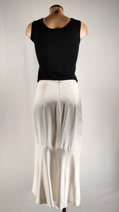 Falda satinada blanca Massimo Dutti