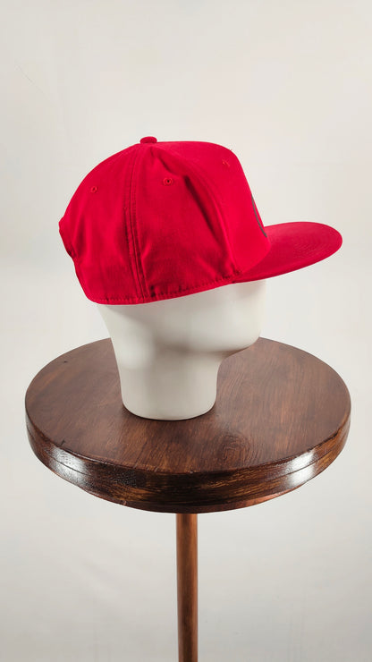 Gorra roja Calvin Klein