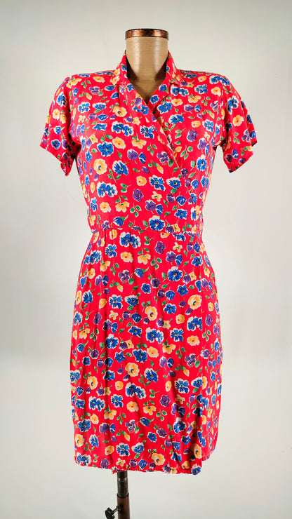Vestido rojo con flores multicolor