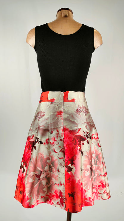 Falda midi Alba Conde con estampado floral