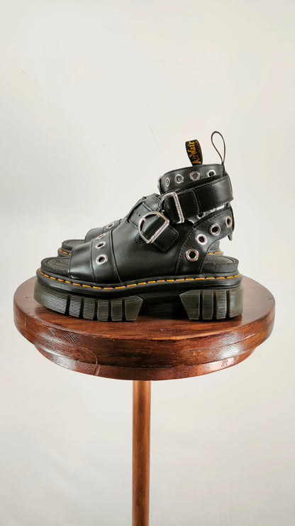 Sandalia HDW Dr. Martens