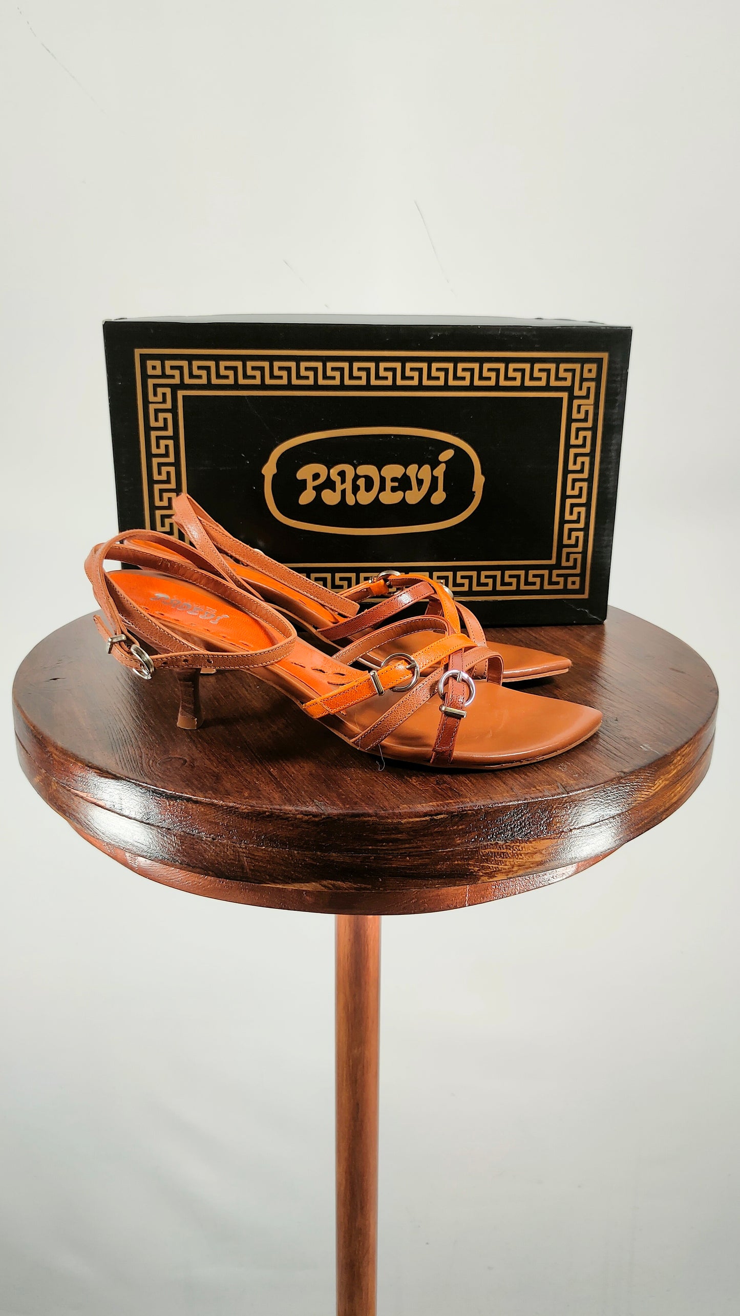 Sandalias de piel Padeví
