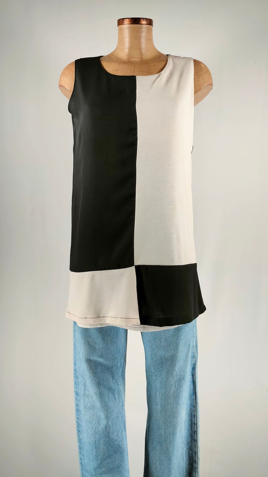 Blusa negra y blanca Zenia