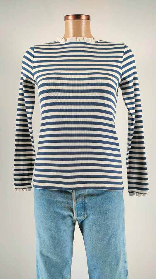 Camiseta de rayas con detalle de cuello y puños