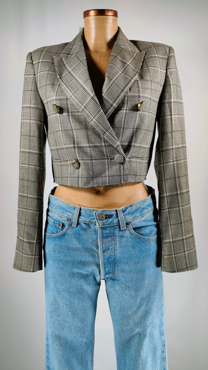 Americana crop con efecto deshilachado