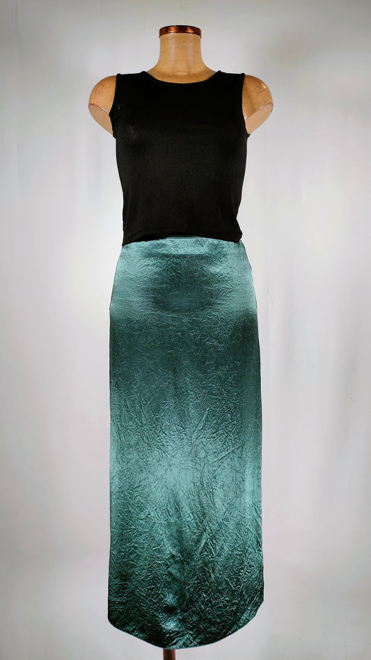 Falda midi satinada verde Massimo Dutti