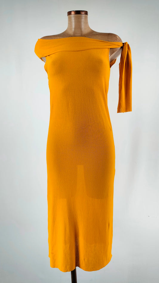 Vestido Massimo Dutti ajustado mostaza