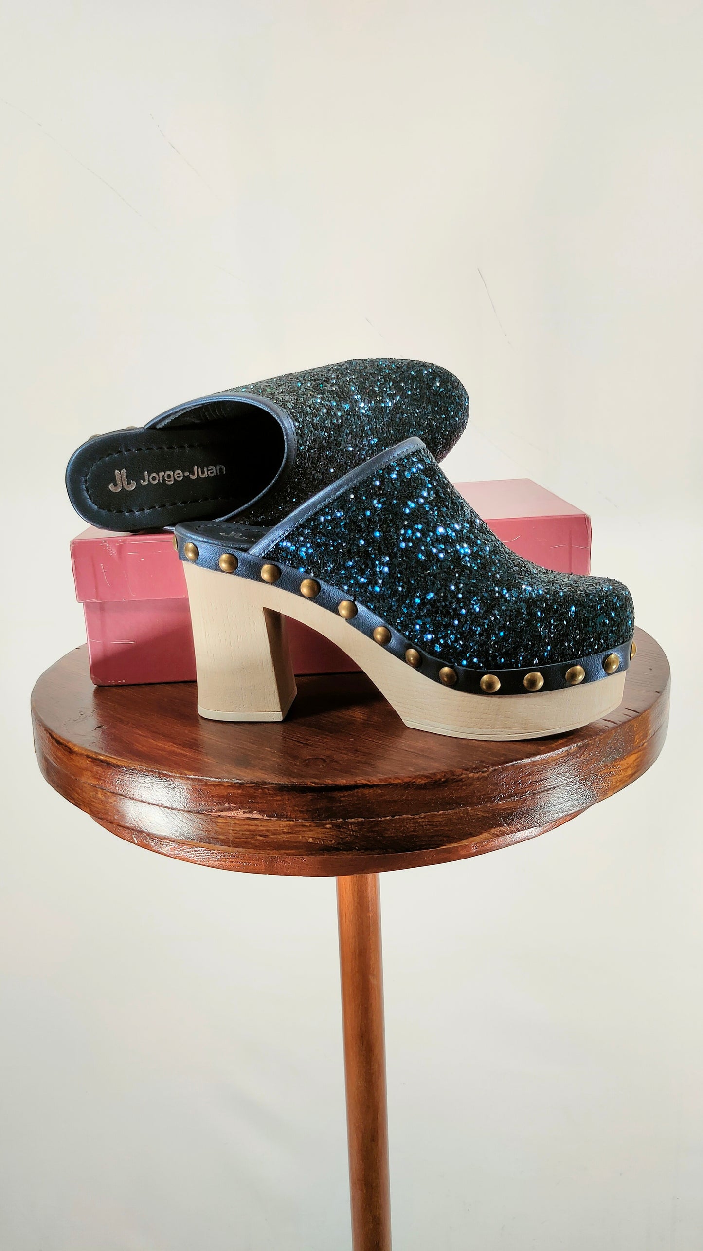 Zuecos glitter brillantes azules Jorge Juan