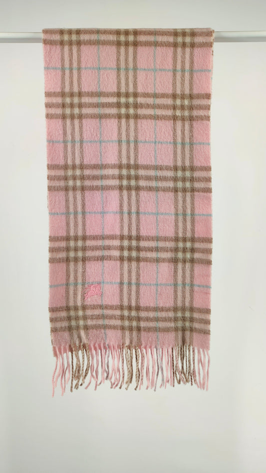 Bufanda Burberry en tonos rosa